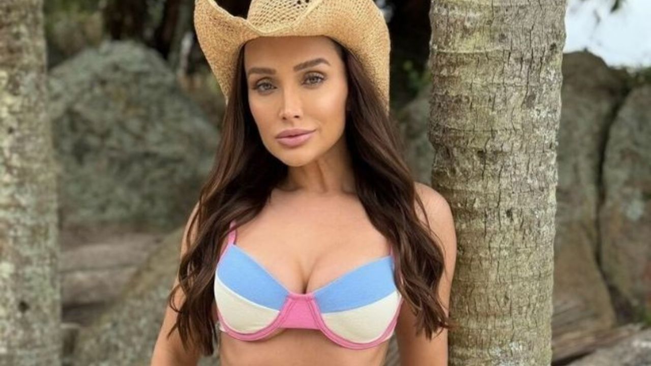 Biquíni meia taça que combina segurança com um visual irresistível
