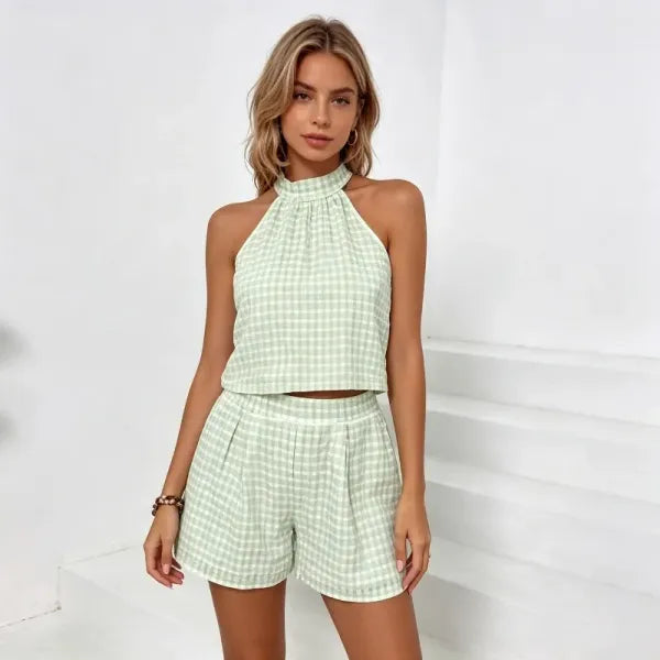 Conjunto Feminino Cropped Halter + Shorts Cintura Alta