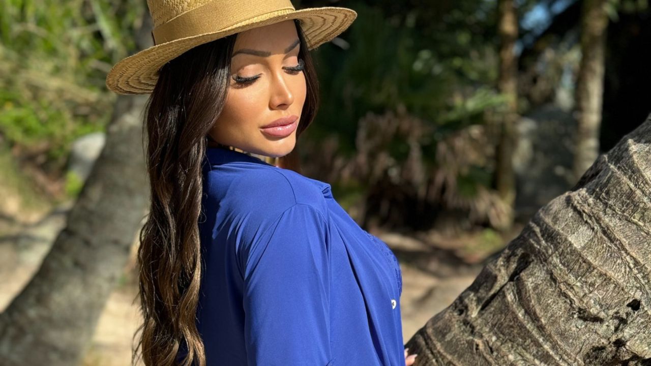 Como usar saída de praia para looks estilosos na praia e piscina