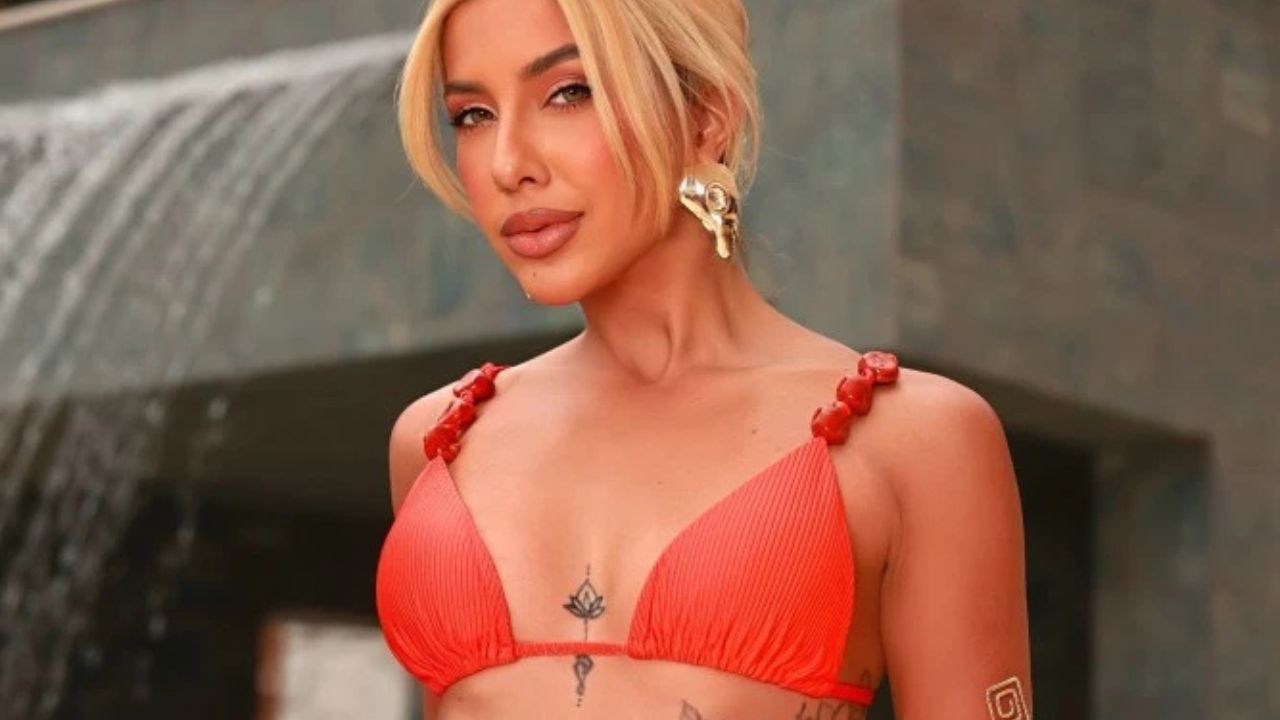 Quando o biquíni cortininha é tudo o que você precisa para brilhar