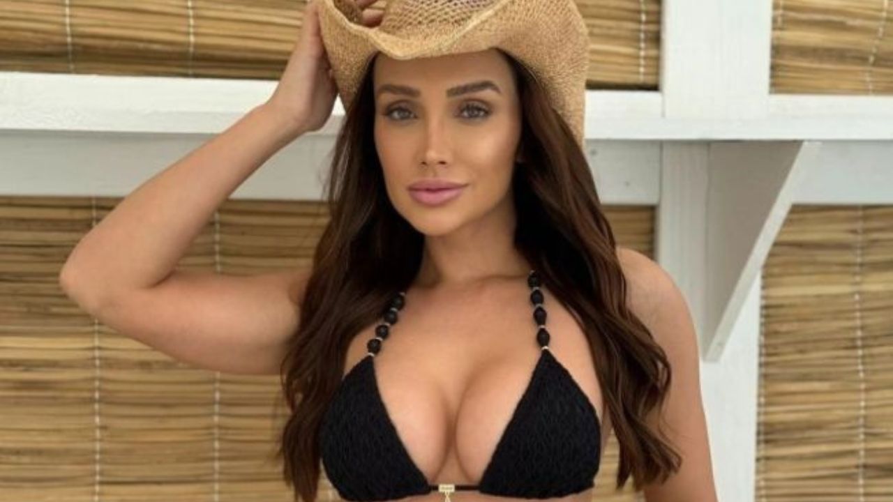 Biquíni cortininha com caimento perfeito e toque sofisticado