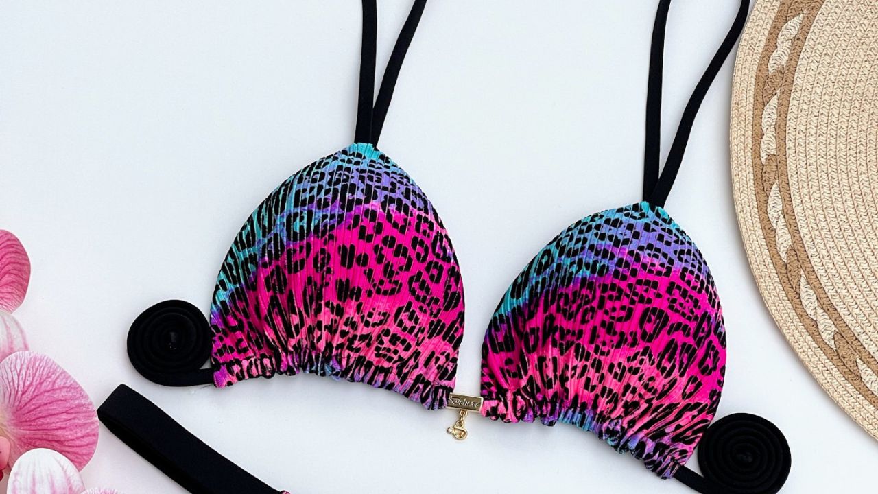 Por que o biquíni de fita virou escolha certa para marquinha