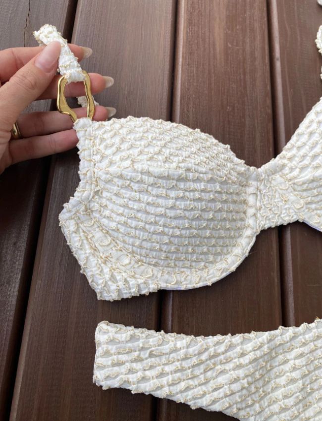 Biquíni Meia Taça - Off White com Dourado