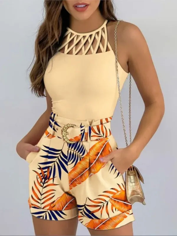 Conjunto Feminino: Top Decote + Shorts Estampado