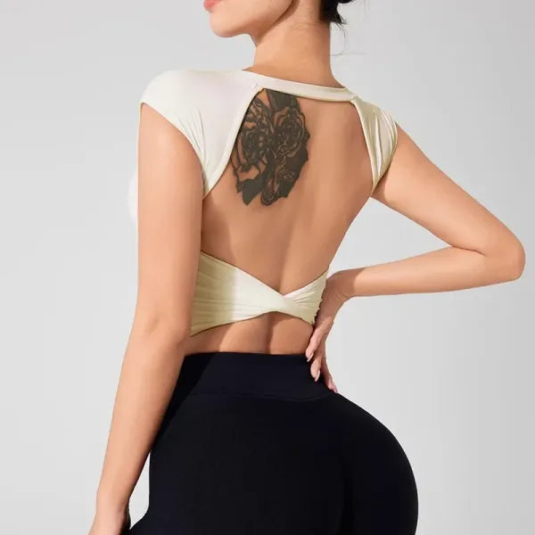 Camiseta Fitness Feminina Costas Abertas com Suporte