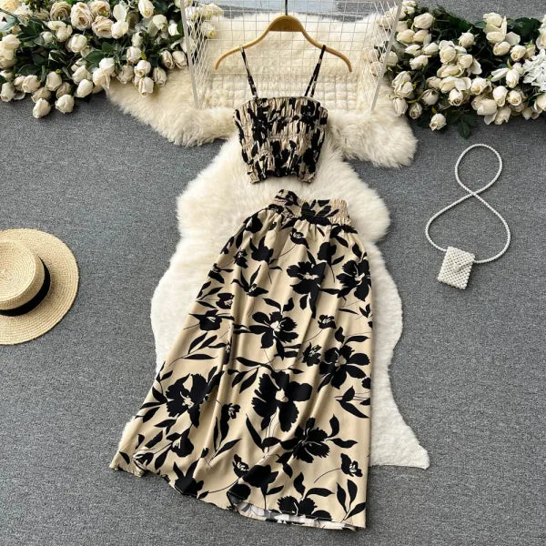 Conjunto Top e Saia Floral — Férias na Praia