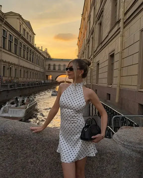 Vestido Retrô Poá Halter Curto Premium