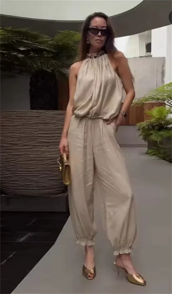 Conjunto Feminino Verão 2026 - Colete Cáqui com Miçangas
