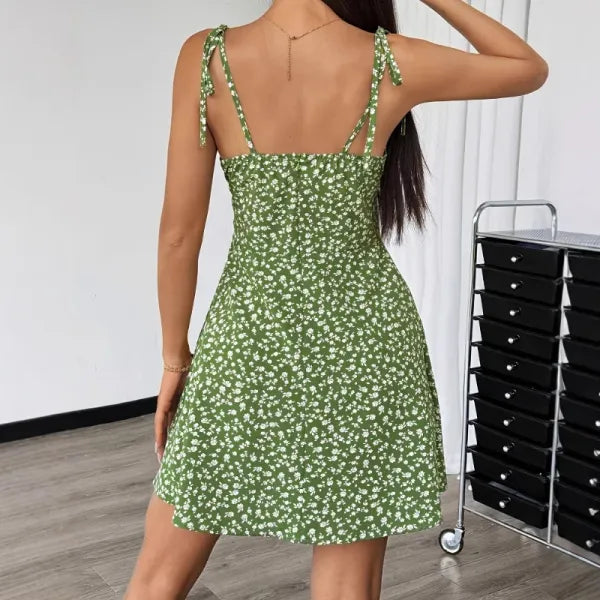 Vestido Curto Floral Espaguete — Moda Verão Sofisticada