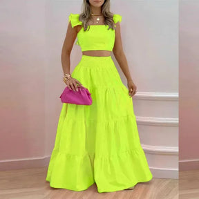 Conjunto Feminino Duas Peças Cropped e Saia — Verão Elegante
