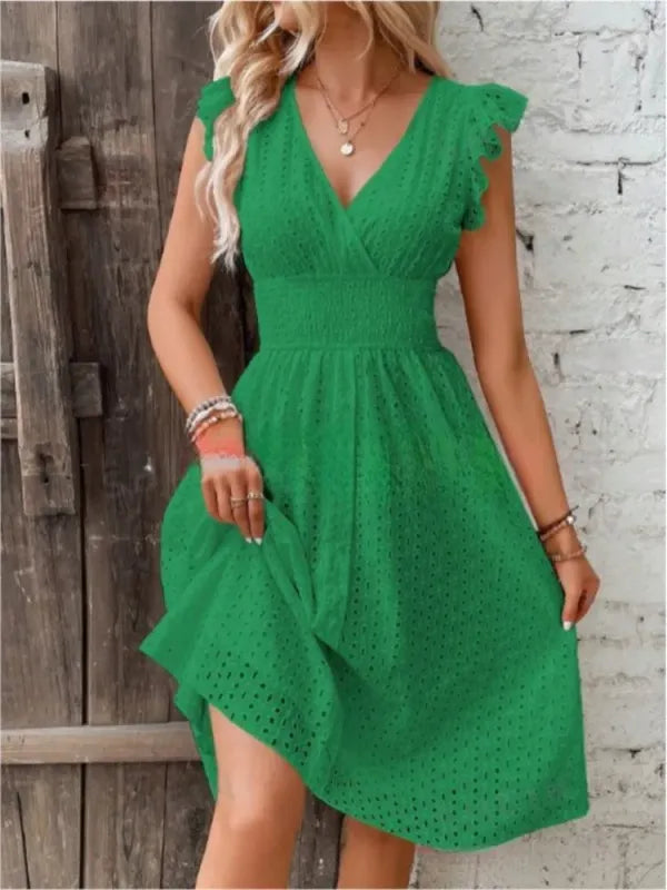 Vestido Midi Renda Branca com Decote V Premium