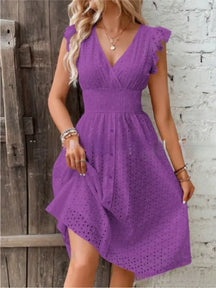 Vestido Midi Feminino Branco Renda Plissado Decote V Elegante