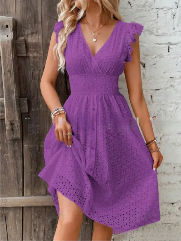 Vestido Midi Feminino Branco Renda Plissado Decote V Elegante